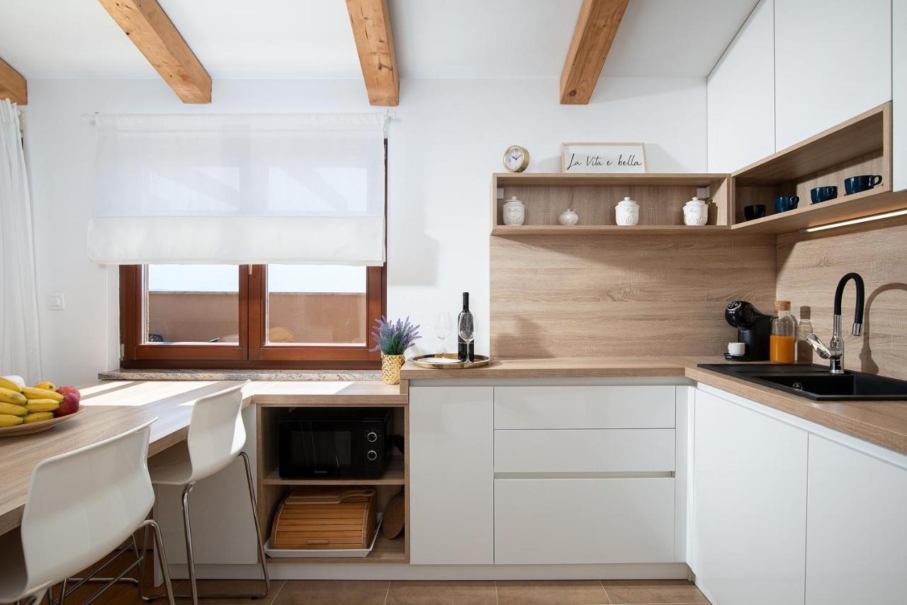 Cesare Apartment, With Swimming Pool And Sea View Ližnjan 外观 照片