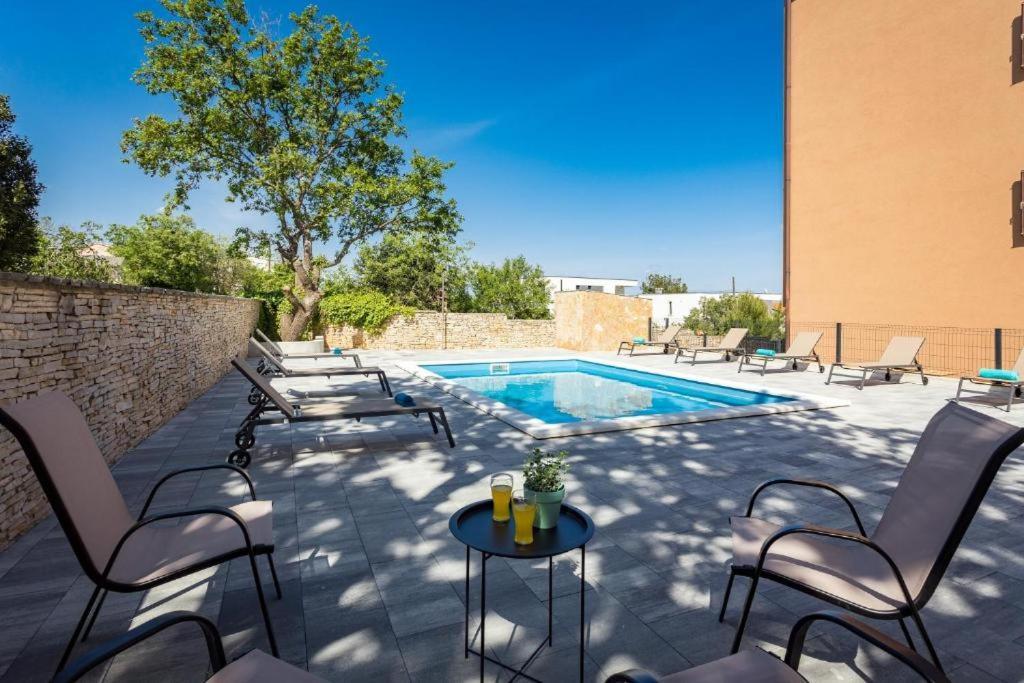 Cesare Apartment, With Swimming Pool And Sea View Ližnjan 外观 照片