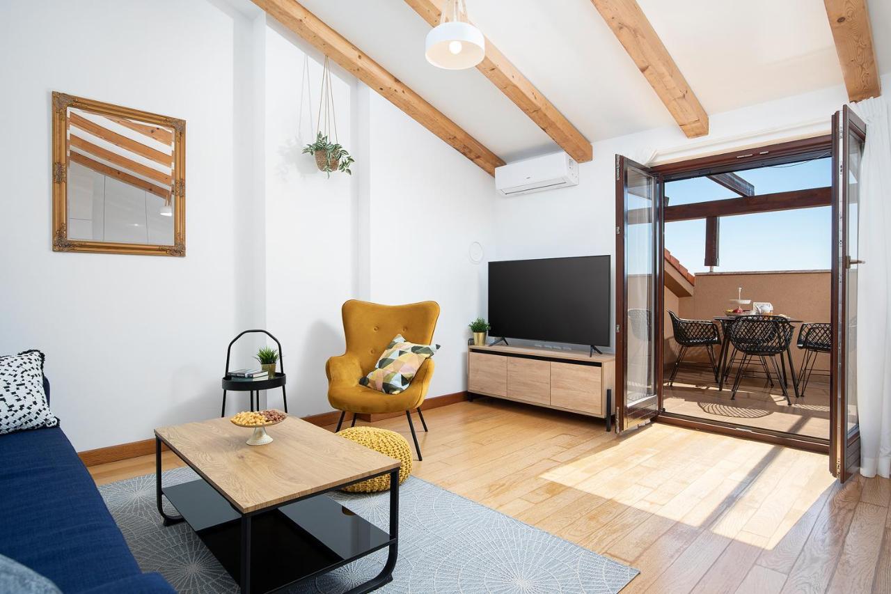 Cesare Apartment, With Swimming Pool And Sea View Ližnjan 外观 照片